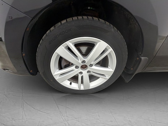 Volkswagen Sharan 30 of 30