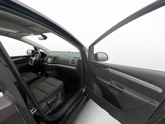 Volkswagen Sharan 24 of 30