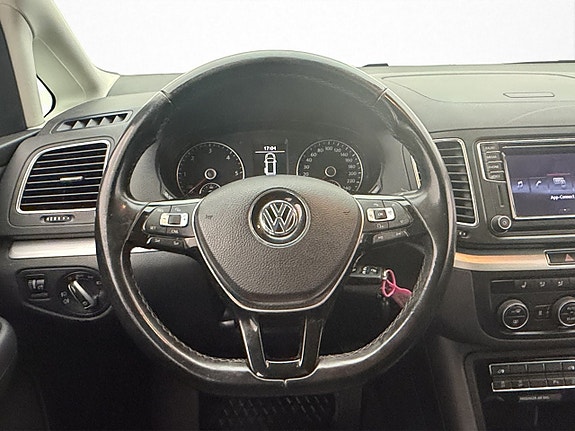 Volkswagen Sharan 14 of 30