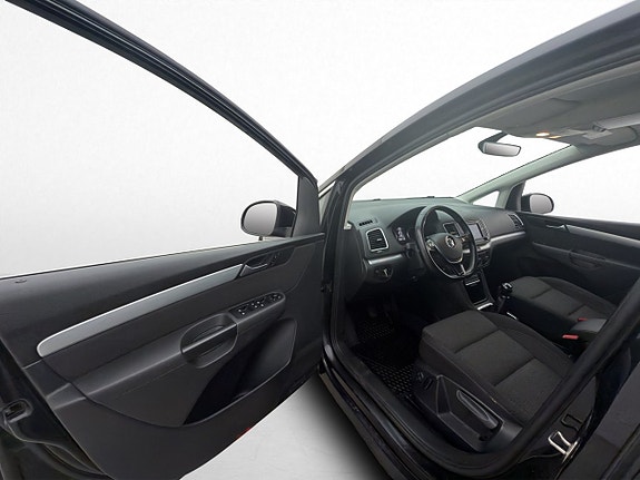 Volkswagen Sharan 11 of 30