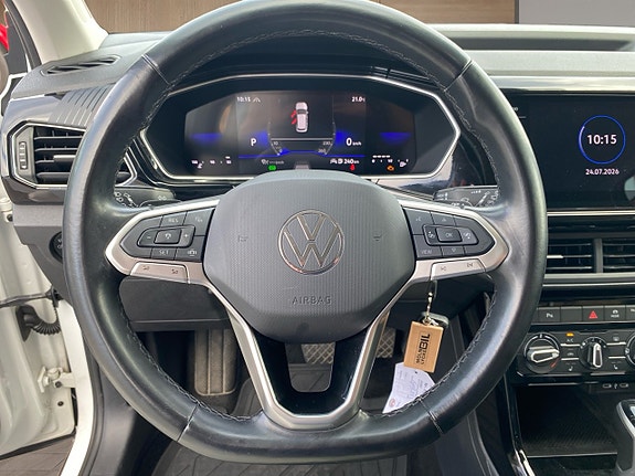 Volkswagen T-Cross 12 of 18