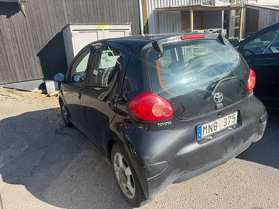 Toyota Aygo 5 of 5