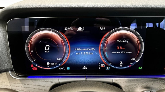 Mercedes-Benz E220 25 of 25