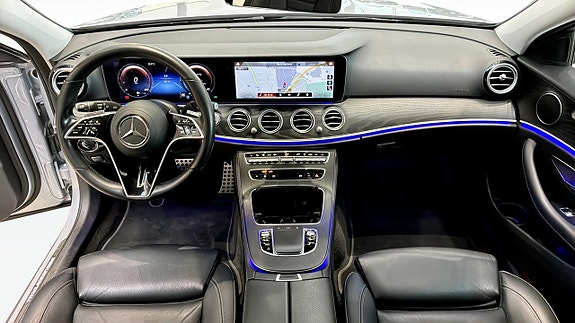 Mercedes-Benz E220 d 4 of 5