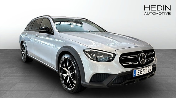 Mercedes-Benz E220 d 2 of 5