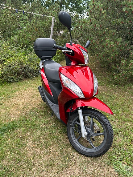 Honda NSC50 Vision 4 of 5