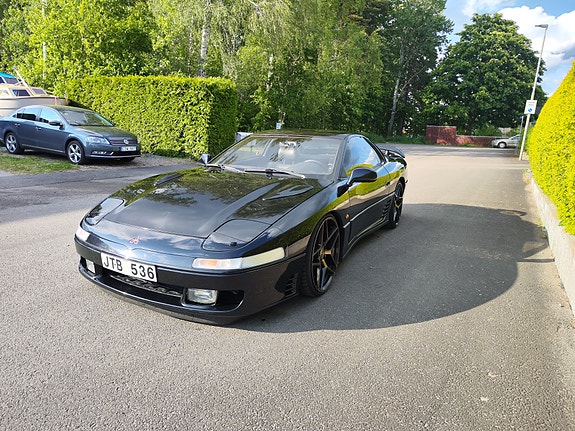Mitsubishi 3000 gt 3 of 4