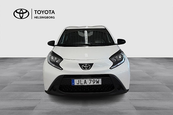 Toyota Aygo X 2 of 5
