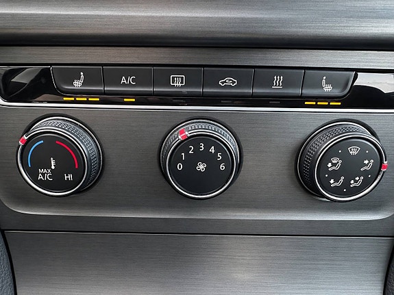 Volkswagen Golf I 13 of 16