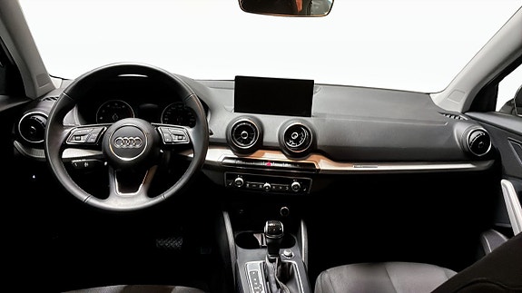 Audi Q2 10 of 13
