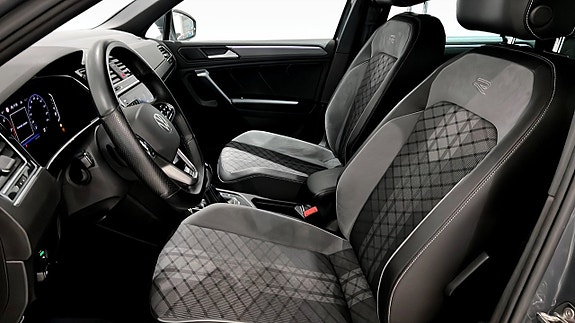Volkswagen Tiguan 16 of 30