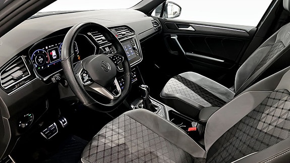 Volkswagen Tiguan 13 of 30