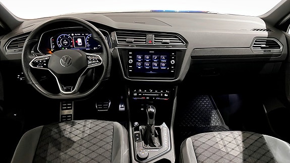 Volkswagen Tiguan 18 of 30