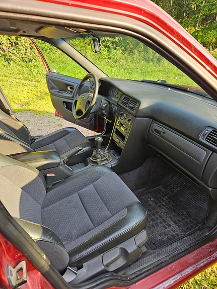 Volvo V70 9 of 11