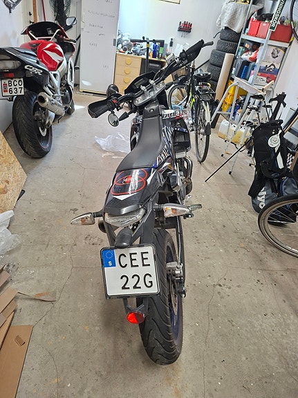 Gilera Smt 50 drifting 4 of 6