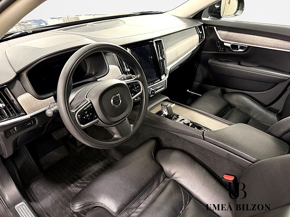 Volvo V90 Cross Country 5 of 15