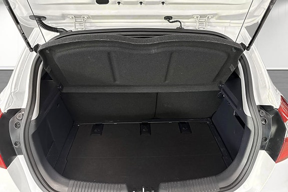 Kia Rio 8 of 18