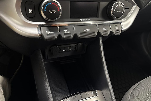 Kia Rio 14 of 18