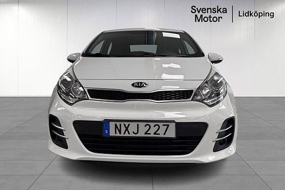 Kia Rio 2 of 18