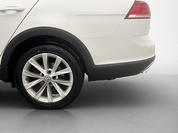 Volkswagen Golf I 27 of 29