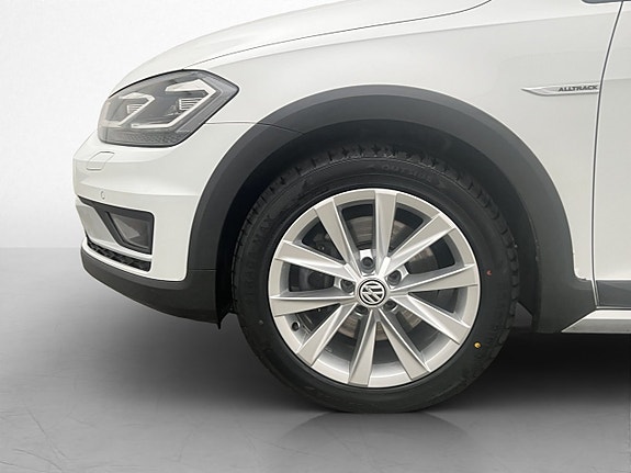 Volkswagen Golf I 26 of 29