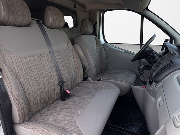 Nissan Primastar 12 of 15