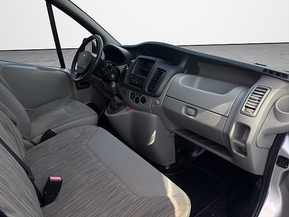 Nissan Primastar 11 of 15