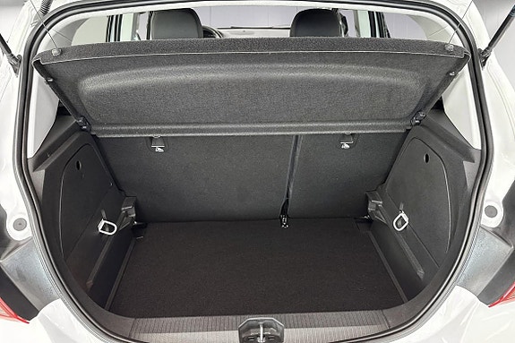 Opel Corsa 8 of 18