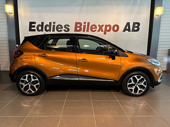 Renault Captur 3 of 5