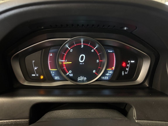 Volvo XC60 10 of 10