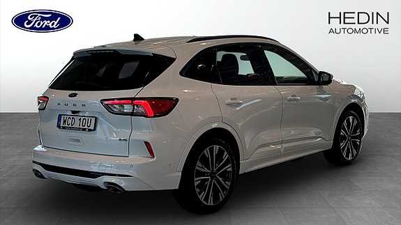 Ford Kuga 2 of 5