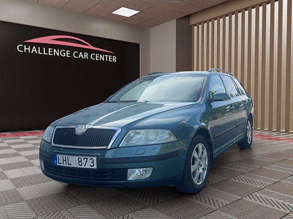 Skoda Octavia 2 of 11