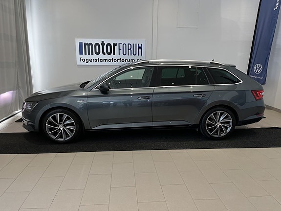 Skoda Superb 2 of 5