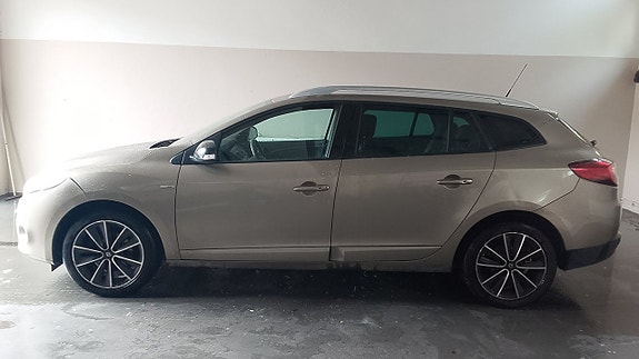 Renault Megane 2 of 6