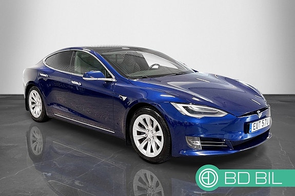 Tesla Model S 7 of 23