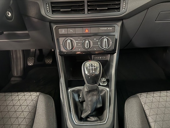 Volkswagen T-Cross 15 of 25