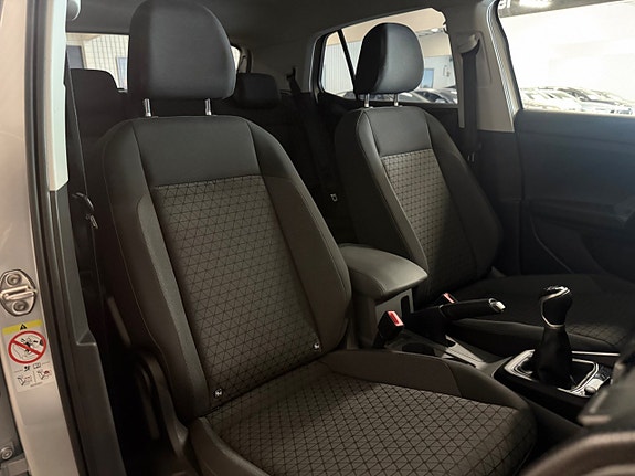 Volkswagen T-Cross 19 of 25