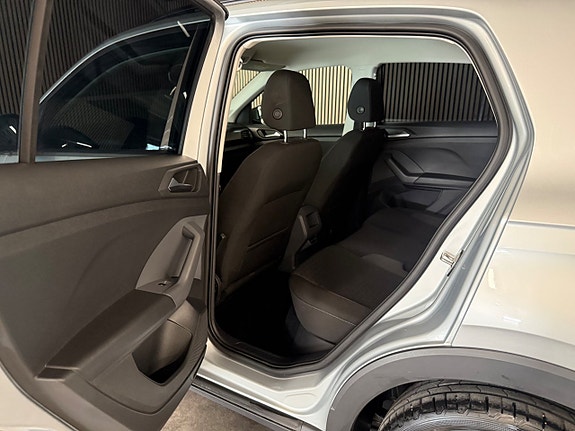 Volkswagen T-Cross 12 of 25