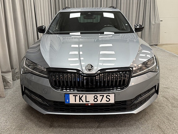Skoda Superb 5 of 5