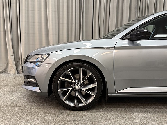 Skoda Superb 4 of 5