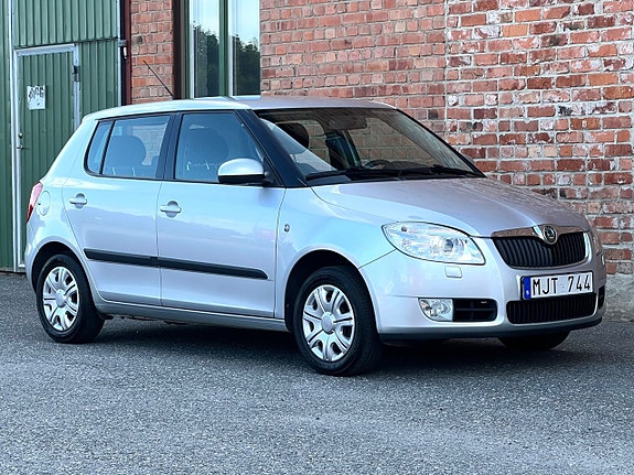 Skoda Fabia 9 of 17