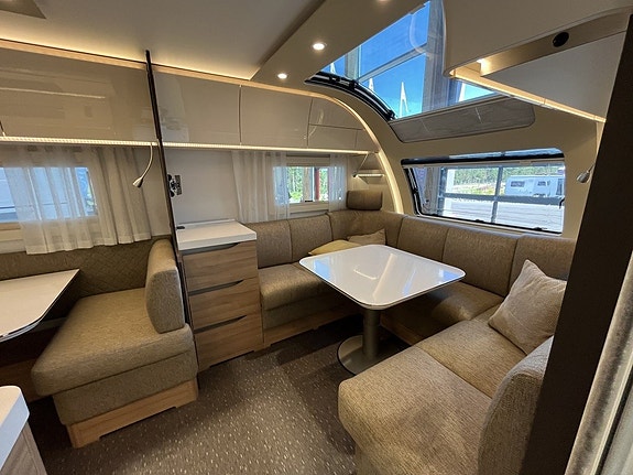 Adria Alpina 753 UP 3 of 14