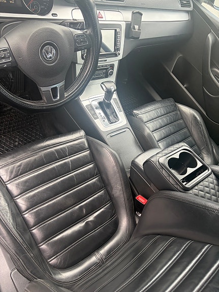 Volkswagen Passat 6 of 6