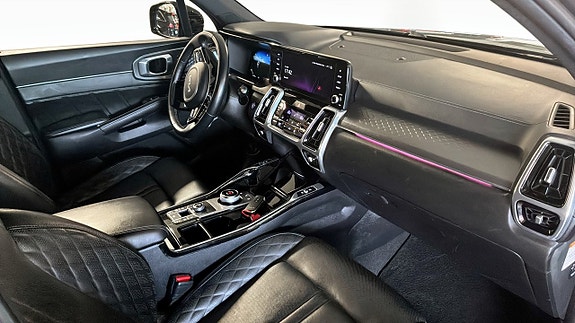 Kia Sorento 3 of 5