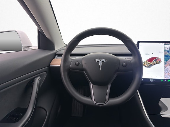 Tesla Model 3 15 of 30