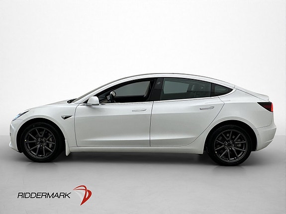 Tesla Model 3 5 of 5