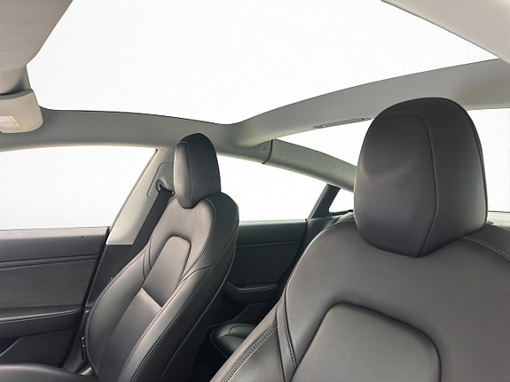 Tesla Model 3 13 of 30