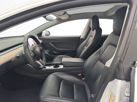 Tesla Model 3 12 of 30