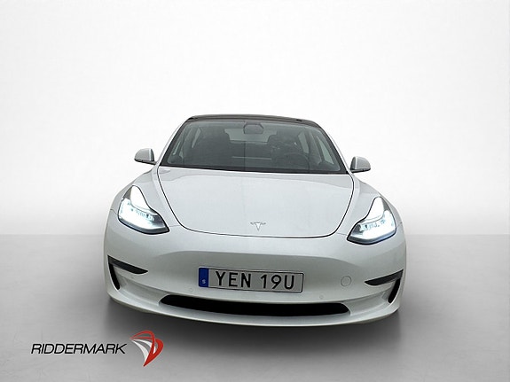 Tesla Model 3 3 of 5