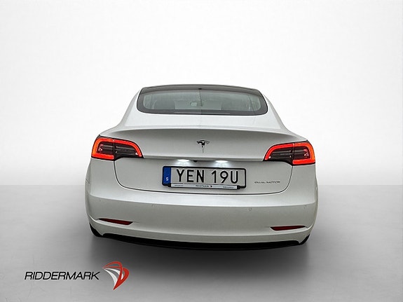 Tesla Model 3 8 of 30